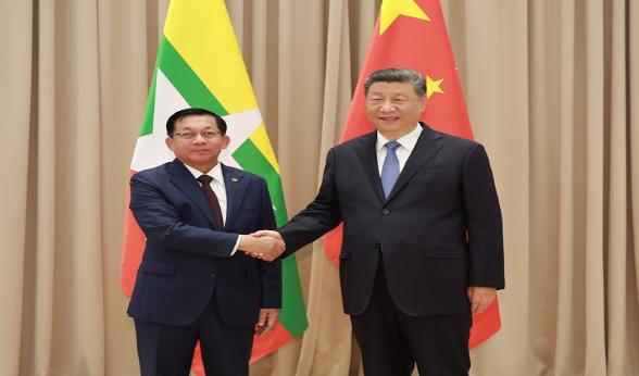 ="习近平会见缅甸领导人敏昂莱"